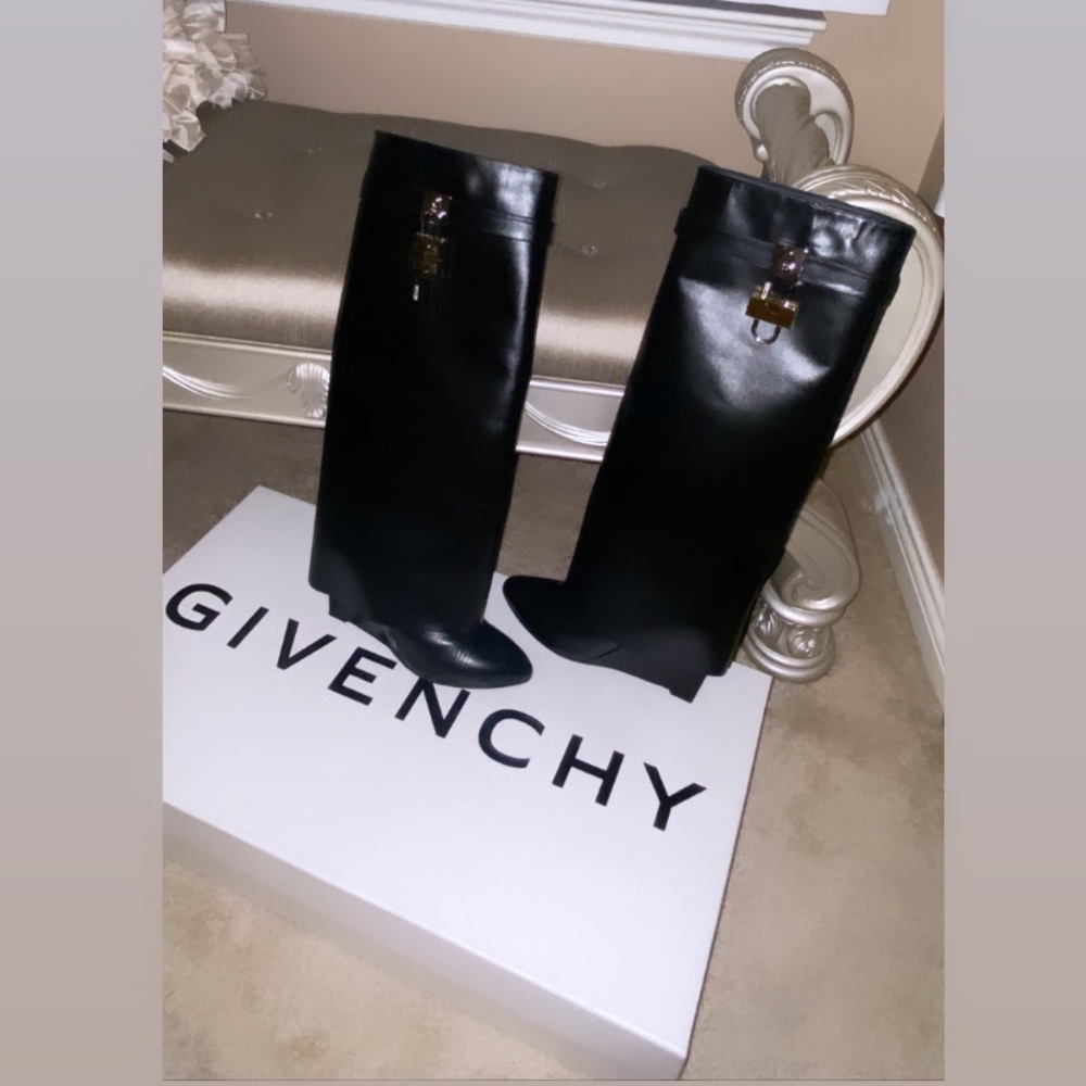 Givenchy shark boots 2022